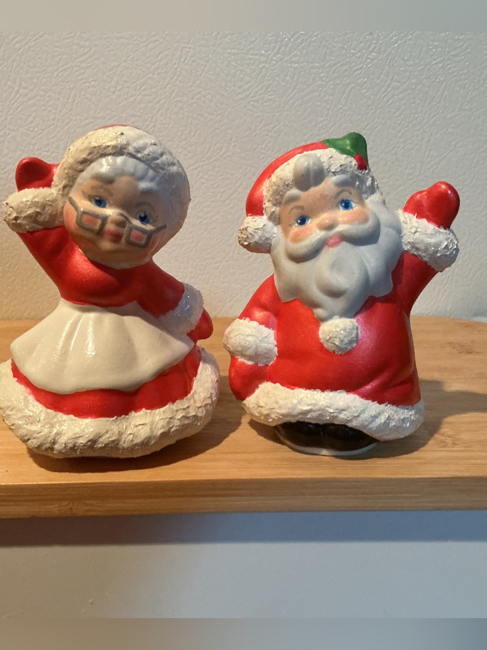 Vintage 1970/1980’s Ceramic Mr. & Mrs. Claus S & P Shakers
